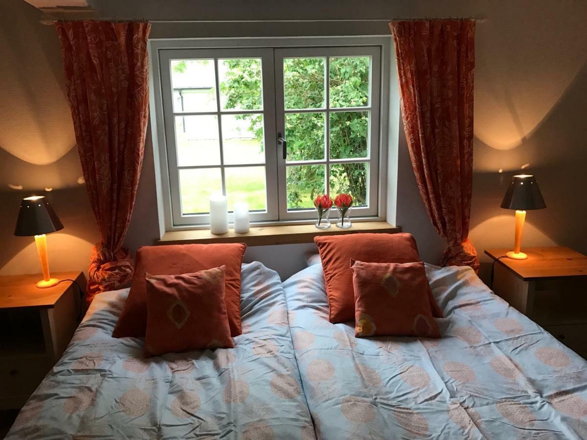 Bed & Breakfast Hoellviken Eksteriør billede
